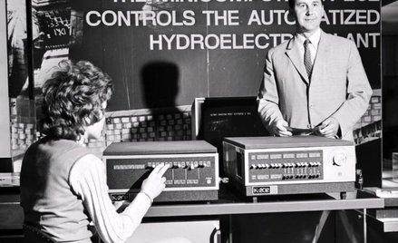 K-202 – polski 16-bitowy minikomputer skonstruowany przez inżyniera Jacka Karpińskiego. Międzynarodo