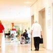 Ponad 16 tys. osób czeka dziś na miejsce w zakładach opiekuńczo-leczniczych