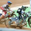 Woffinden (z prawej) wygrał w tym sezonie już drugi turniej Grand Prix