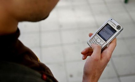 Polkomtel nie może odsyłać klientów do regulaminu