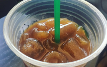 Nowość od Starbucksa: kawowe kostki lodu