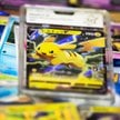 Popularność Pokémonów na przestrzeni lat nie osłabła; niektóre karty, warte niegdyś zaledwie kilka d