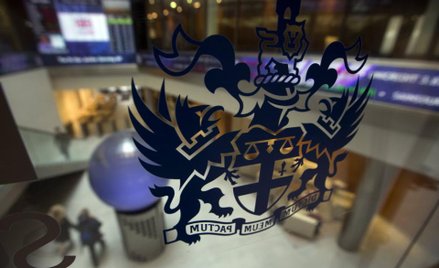 Mniej podejrzanych transakcji w Londynie przed przejęciami