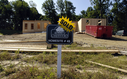 #WykresDnia: W USA tanieją nowe domy, a sprzedaż spada
