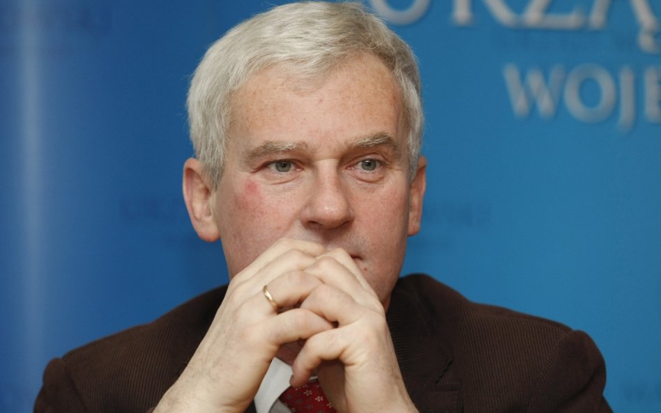 W marcu nie grać u siebie, w czerwcu w ogóle