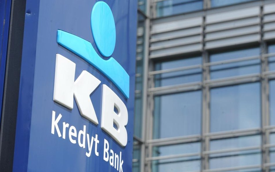 Chuck Norris bierze Manna i Maternę z premią