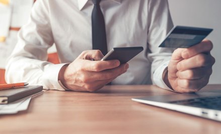 Zapłata kartą za części do aut warte więcej niż 15000 zł