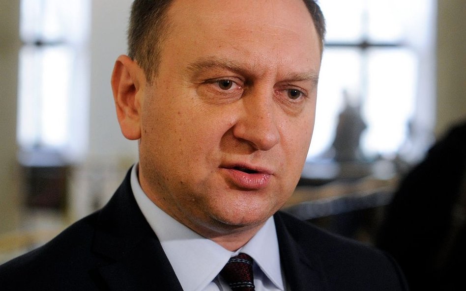 Tomasz Trela: Prezydent Duda pokazał środkowy palec Polakom