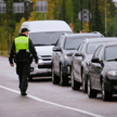Kolejki rosyjskich aut na przejściu granicznym z Finlandią
