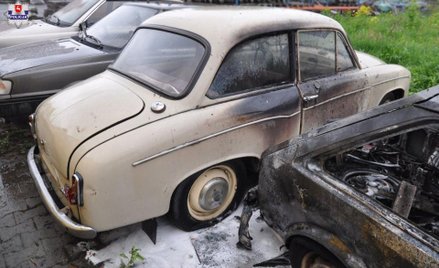 Trzech 11-letnich mieszkańców Dęblina na Lubelszczyźnie zniszczyło siedem aut.