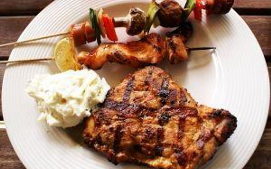 Tragiczne skutki przyjęcia przy grillu