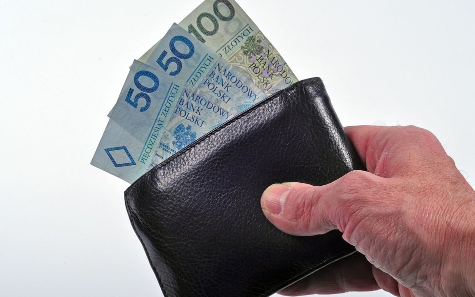 Płace w sektorze przedsiębiorstw wzrosły w pierwszych trzech kwartałach 2024 r. o 11,4 proc. Najmocn