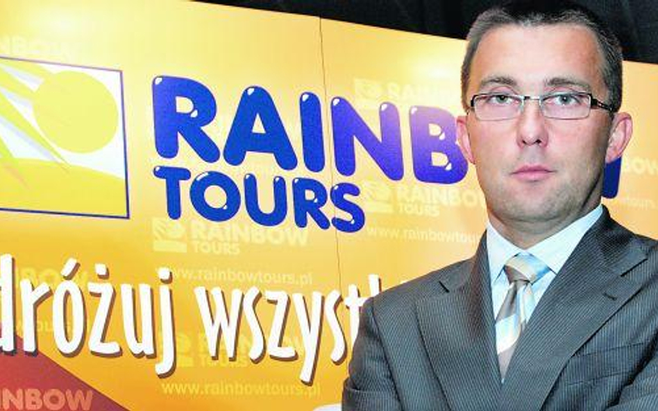 Grze­gorz Basz­czy?­ski, prezes Rainbow Tours, zapewnia, że grupa zakończy ten rok na plusie.