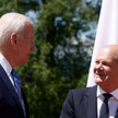 Prezydent Joe Biden przyjmie w piątek kanclerza Olafa Scholza. Mają rozmawiać między innymi o pomocy