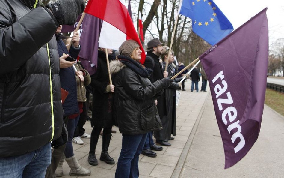 Razem będzie demonstrować przed Sejmem. Chce wycofania polskich żołnierzy z Iraku