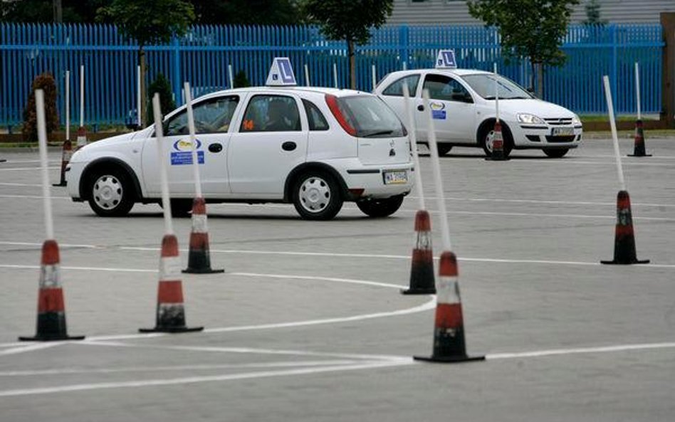 Prawo jazdy: nowy egzamin teoretyczny od 19 stycznia 2013