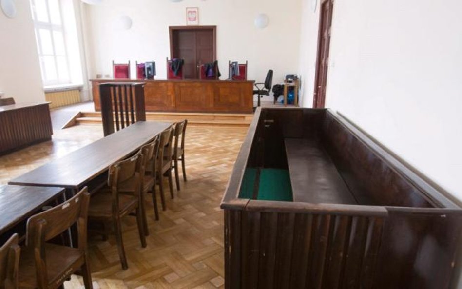 Sądy pokoju a konstytucyjne prawo do sądu