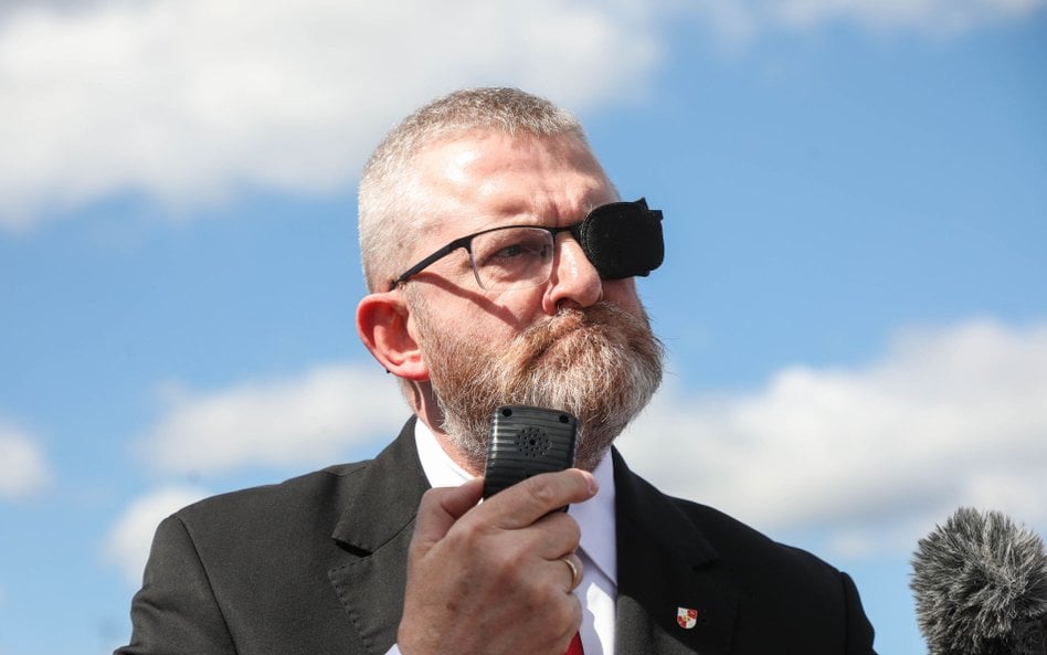 Konfederacja Korony Polskiej uplasowała się na 4. miejscu w najnowszym sondażu pracowni Opinia24.