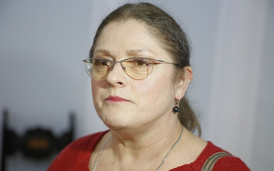 Krystyna Pawłowicz: Małgorzata Gersdorf żebrze o interwencję w Polsce