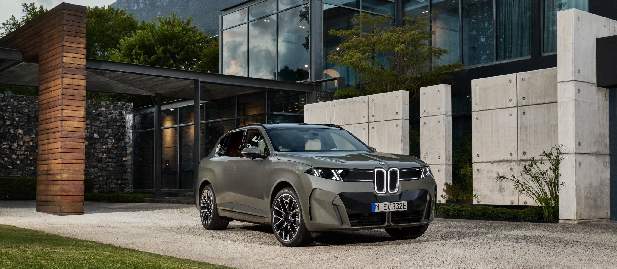 Nowe BMW X5 nadjeżdża. Benzyna, diesel, prąd, plug-in i wodór w jednym menu