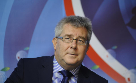 Czarnecki: Nowy rząd – stary atak