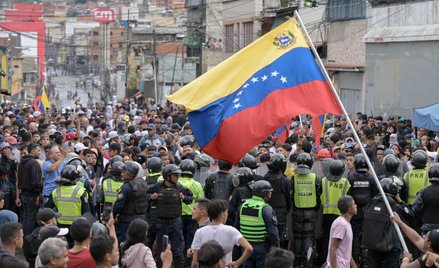 Protesty przeciwko sfałszowaniu wyborów prezydenckich były w Wenezueli duże i gwałtowne, ale też dos
