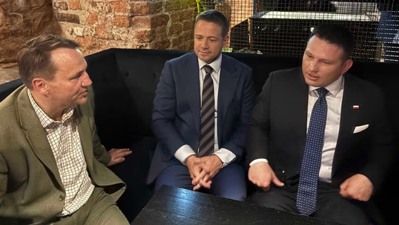 Krąży plotka o pakcie Mentzena z Tuskiem. Kaczyński mówi o zdradzie