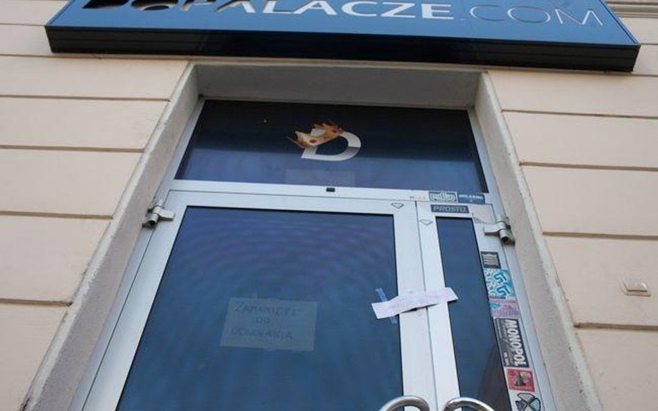 Sklepy z dopalaczami mogą pozostać zamknięte - twierdzi Małgorzata Jarecka, rzecznik prasowy Wojewód