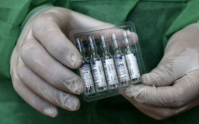 Koronawirus. Były szef KE apeluje o zakup rosyjskiej szczepionki przez UE