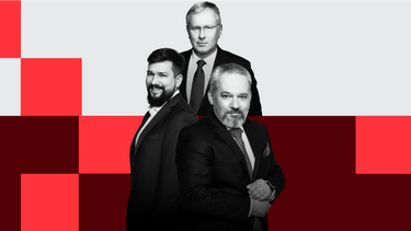 Prowadzący podcast „Rzecz w tym”, Bogusław Chrabota, Michał Szułdrzyński i Michał Płociński