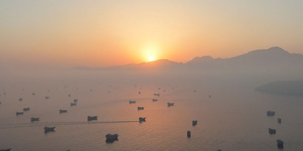 Trump claims Strait of Hormuz as US territory; Iran refuses to open it