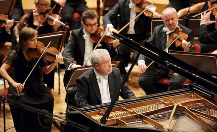 Nelson Freire zagra w sobotę w duecie z Marthą Argerich. Przesłuchania konkursowe rozpoczną się w ni