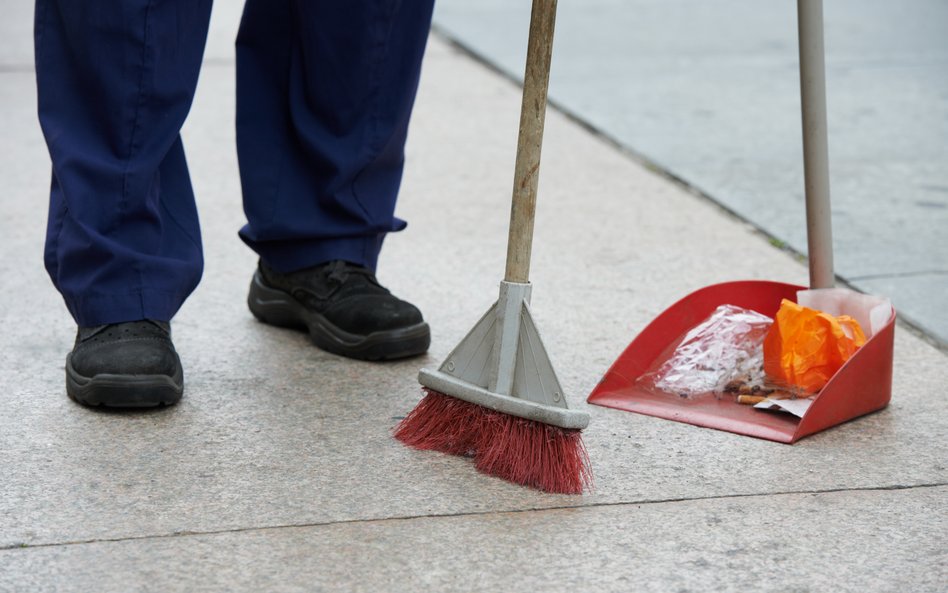 Ponad 2,29 mln osób wykonuje pracę na podstawie umów zleceń