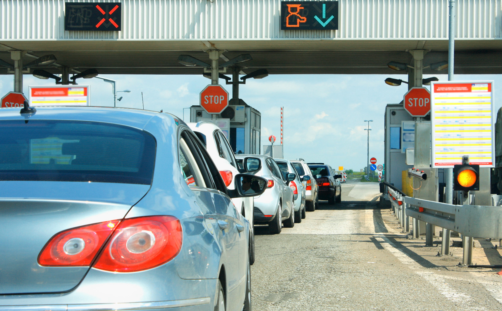 Major failure of the e-Toll system. Drivers across the country are reporting problems