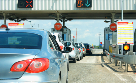 20 mln aut, ok. 2 tys. mandatów. System e-Toll podejrzanie skuteczny