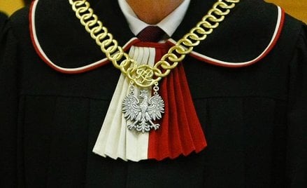 Sędziego raczej nie można zmusić do urlopu