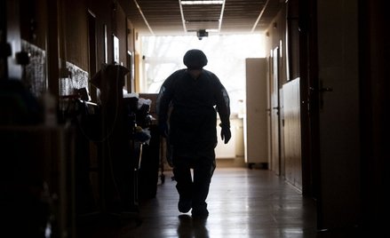 Koronawirus. Coraz trudniejsza sytuacja epidemiczna w Czechach