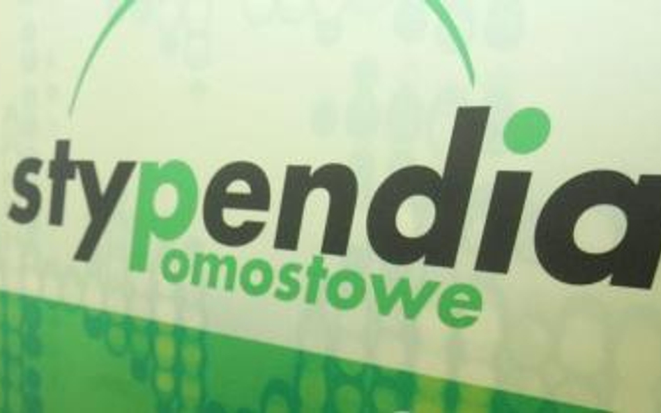Stypendium a prawo do renty socjalnej