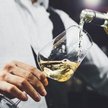 Jak zamówić wino w restauracji? O tych zasadach warto pamiętać
