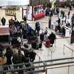 Im mocniej emigranci wrastają w nowe miejsce do życia, tym rzadziej podróżują na święta do kraju ojc
