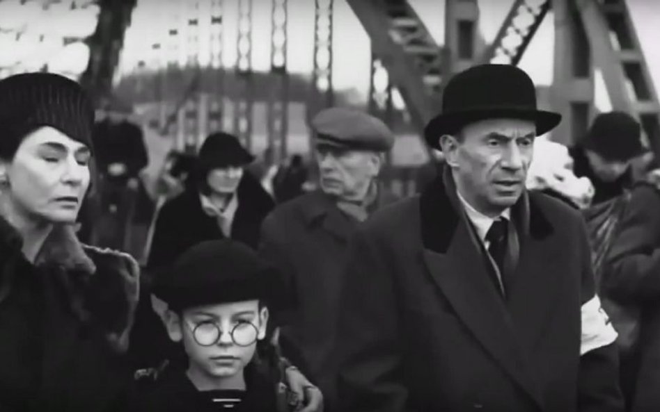 "Lista Schindlera", reżyseria: Steven Spielberg, produkcja: USA, 1993 r.