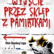 „Wyjście przez sklep z pamiątkami"