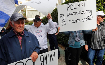 Demonstracja pod polską ambasadą w Tel-Awiwie