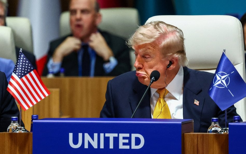 Prezydent USA Donald Trump podczas szczytu przywódców NATO w Ankarze