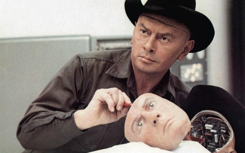 Yul Brynner w „Świecie Dzikiego Zachodu”: odważ się marzyć, co ci pozostało?