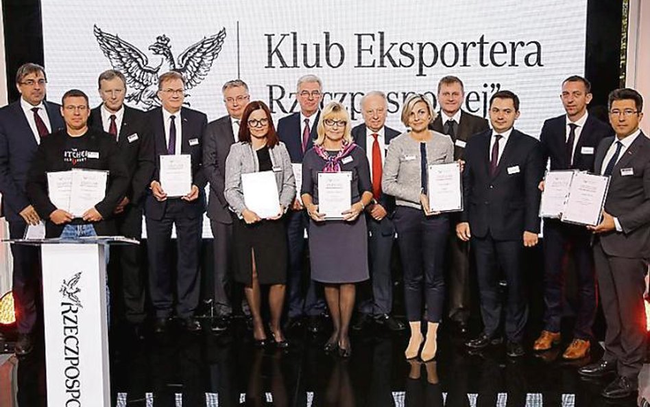 Laureaci nagród Klubu Eksportera Rzeczpospolitej oraz przedstawiciele patronów honorowych wydarzenia