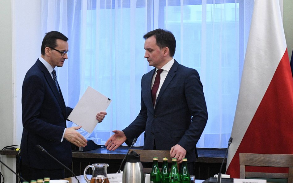 Premier Mateusz Morawiecki i minister sprawiedliwości Zbigniew Ziobro