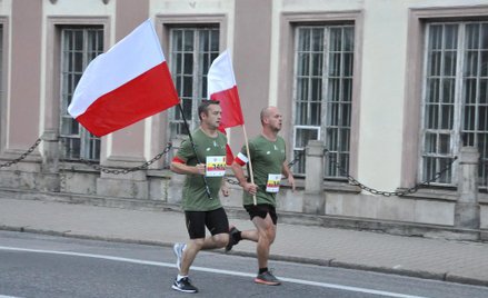 Patriotyczne emocje biegaczy i kibiców