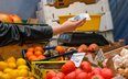 Inflacja w czerwcu znów mocno zaskoczyła. Jest dużo niższa od prognoz