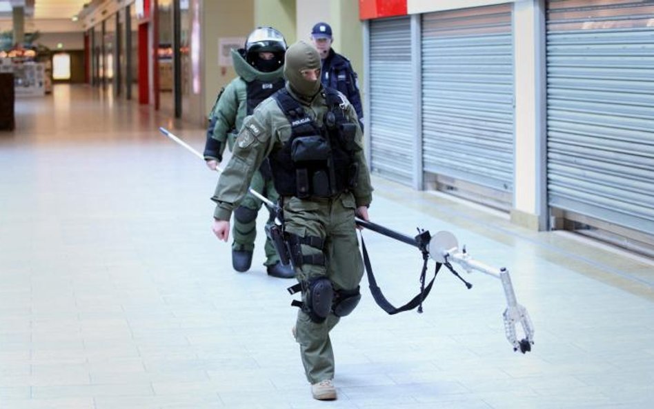 Według ekspertów program działań antyterrorystycznych jest Polsce potrzebny, ale za małe są środki n